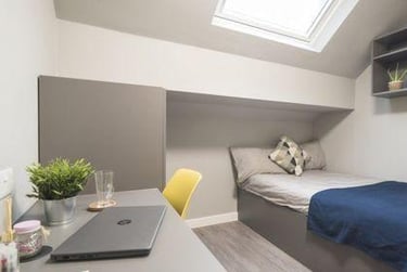 1 bed flat, Cromwell Range, Victoria Park, Manchester, M146FQ - Image 1